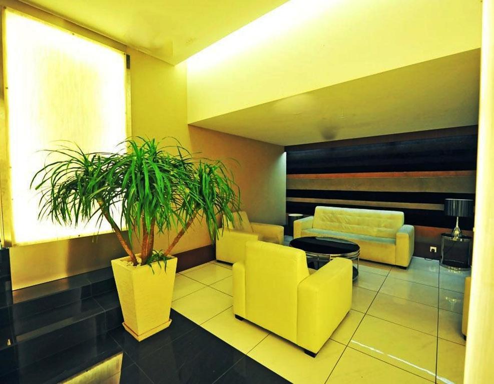 11@Century Hotel Johor Bahru Buitenkant foto