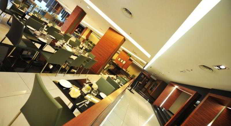 11@Century Hotel Johor Bahru Buitenkant foto